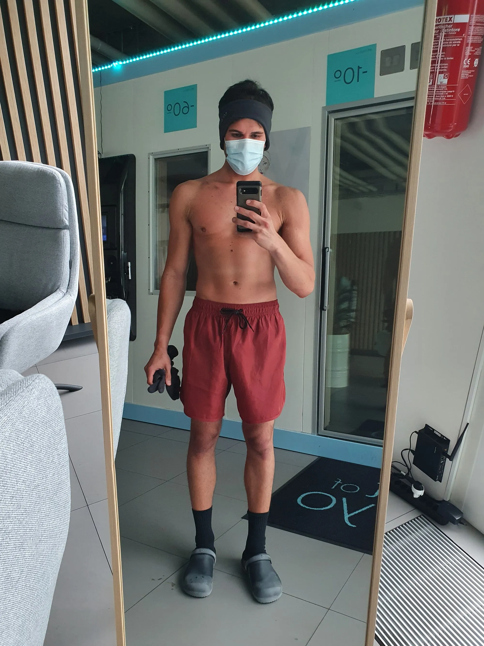 Group of participants wearing protective gear for cryotherapy